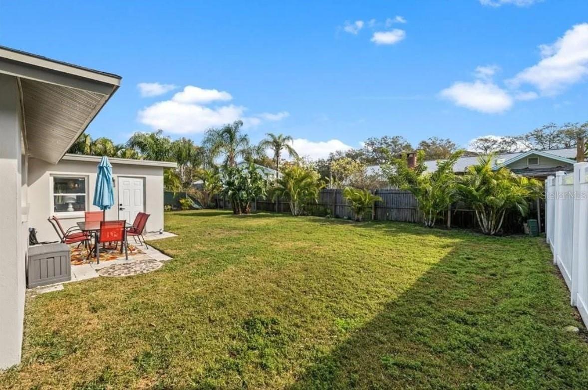11145 BELLA LOMA DR, LARGO, FL — photo 24