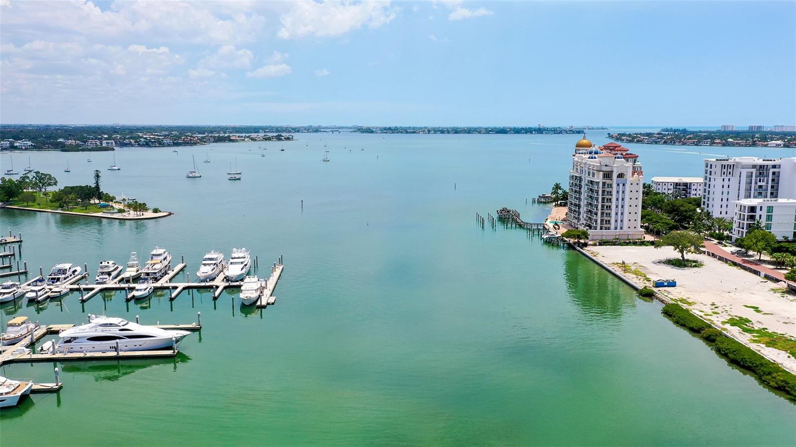 660 GOLDEN GATE POINT #51 & 52, SARASOTA, FL — photo 37