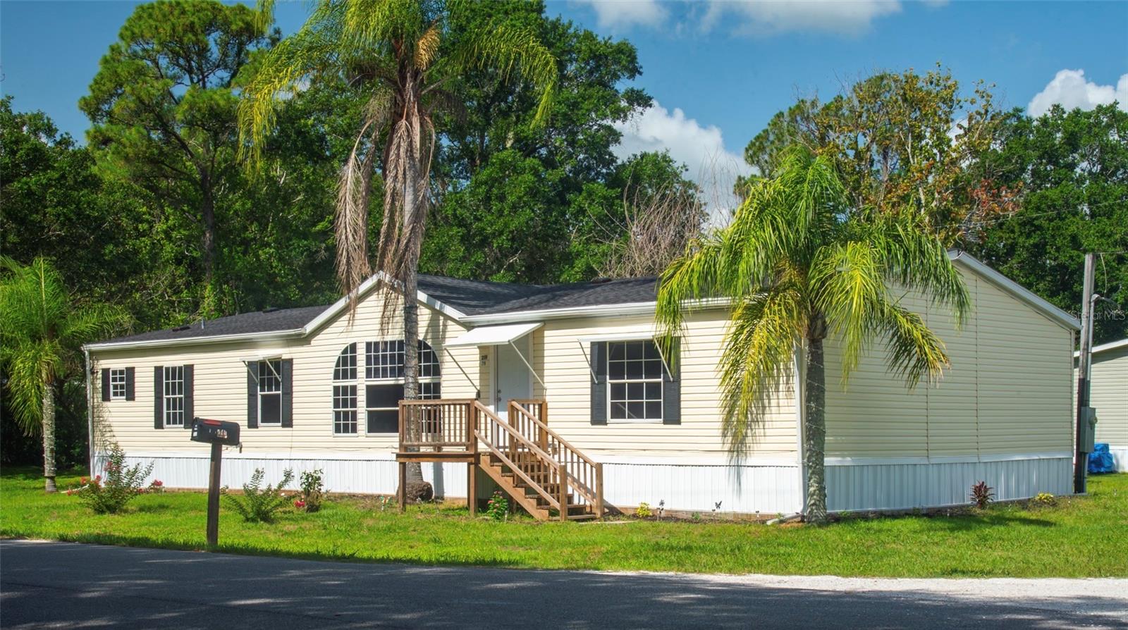 219 BALLARD RD, AVON PARK, FL — photo 3