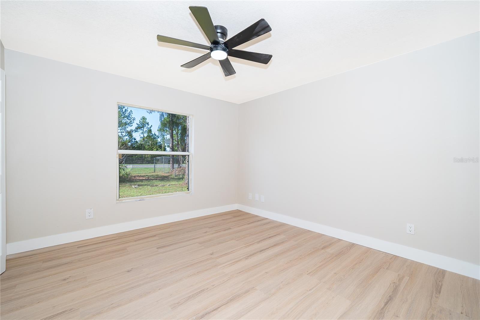 1033 EMBRUN CT, KISSIMMEE, FL — photo 11