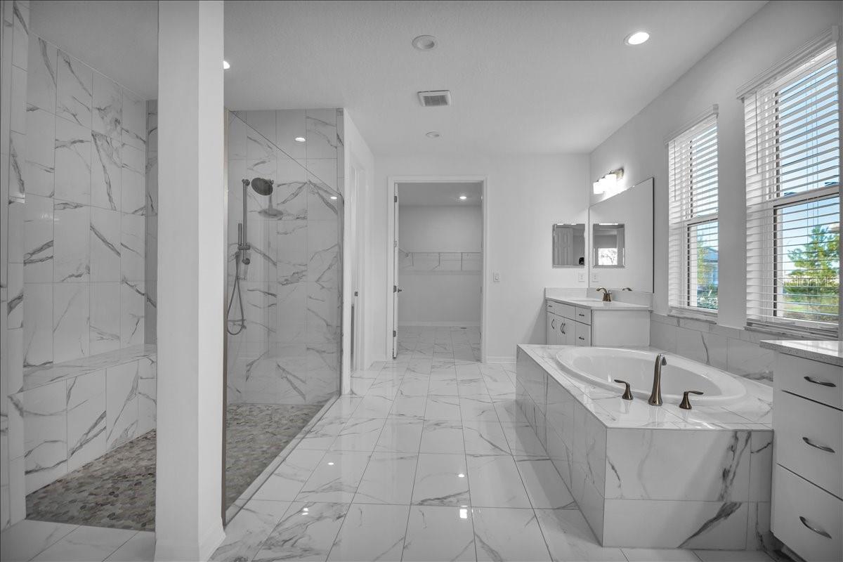 17703 SAVORY MIST CIR, LAKEWOOD RANCH, FL — photo 28
