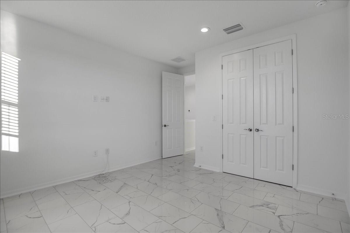 17703 SAVORY MIST CIR, LAKEWOOD RANCH, FL — photo 44