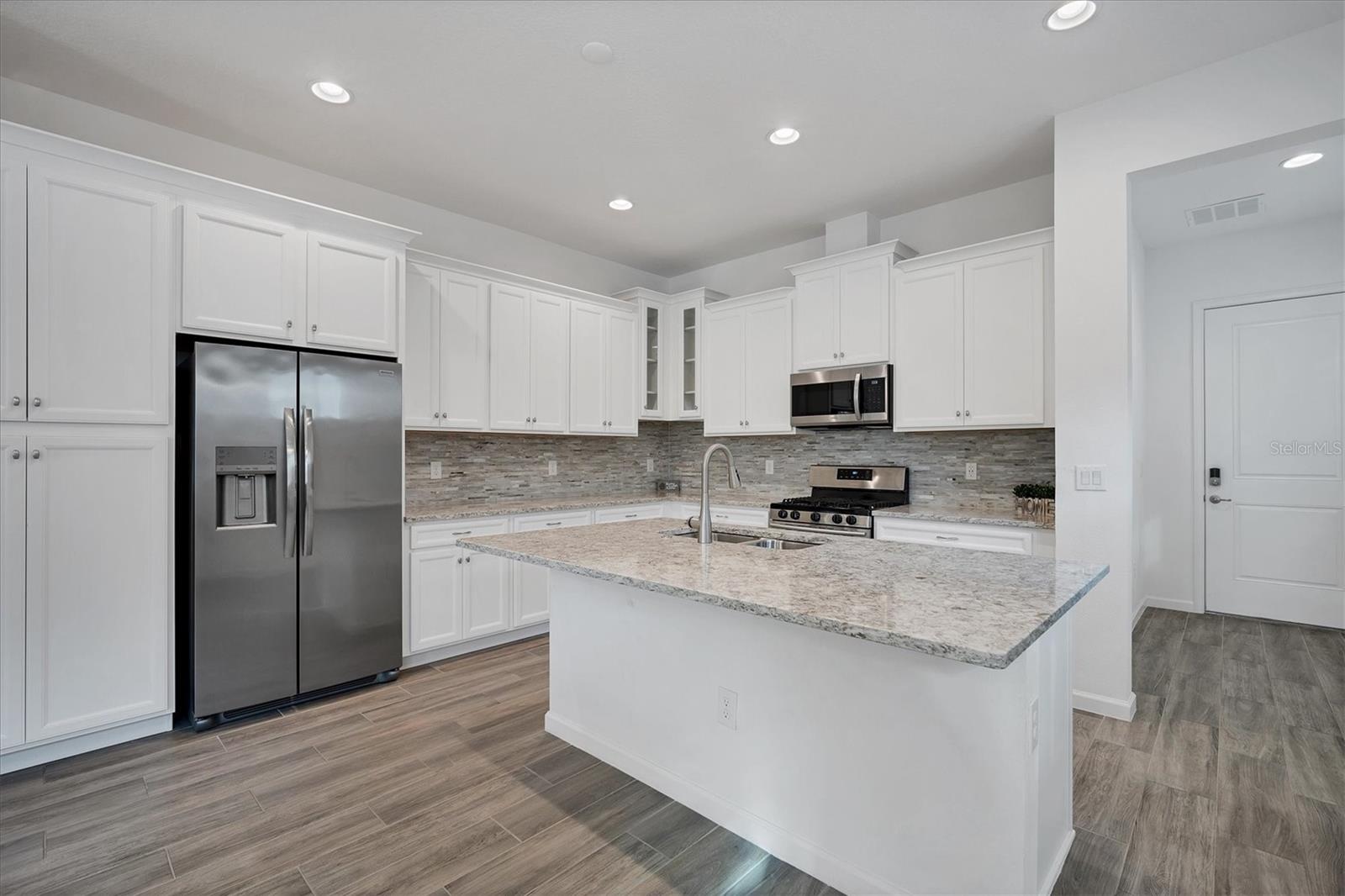 724 WINTERSIDE DR, APOLLO BEACH, FL — photo 10
