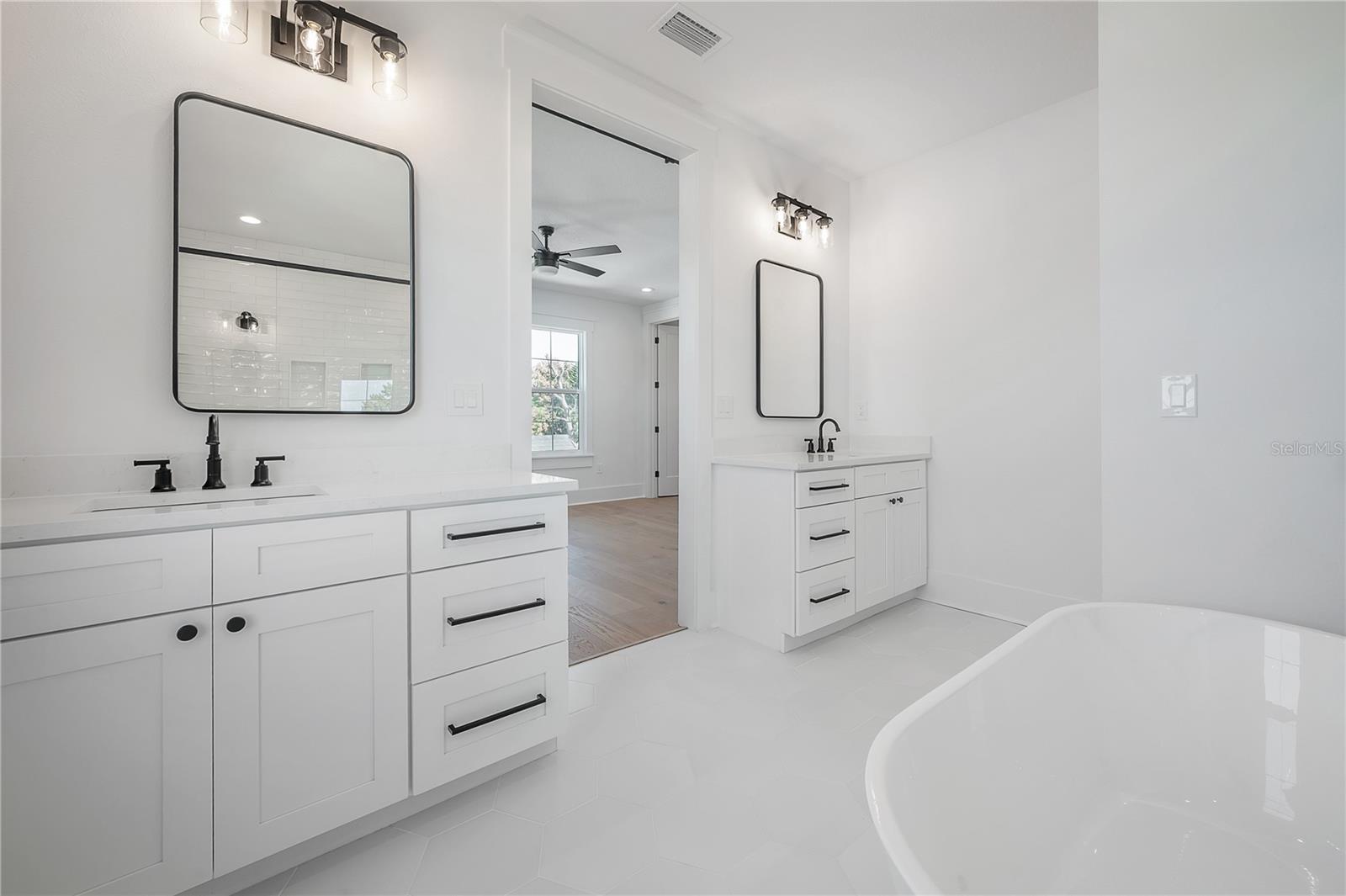 802 E WILDER AVE, TAMPA, FL — photo 31