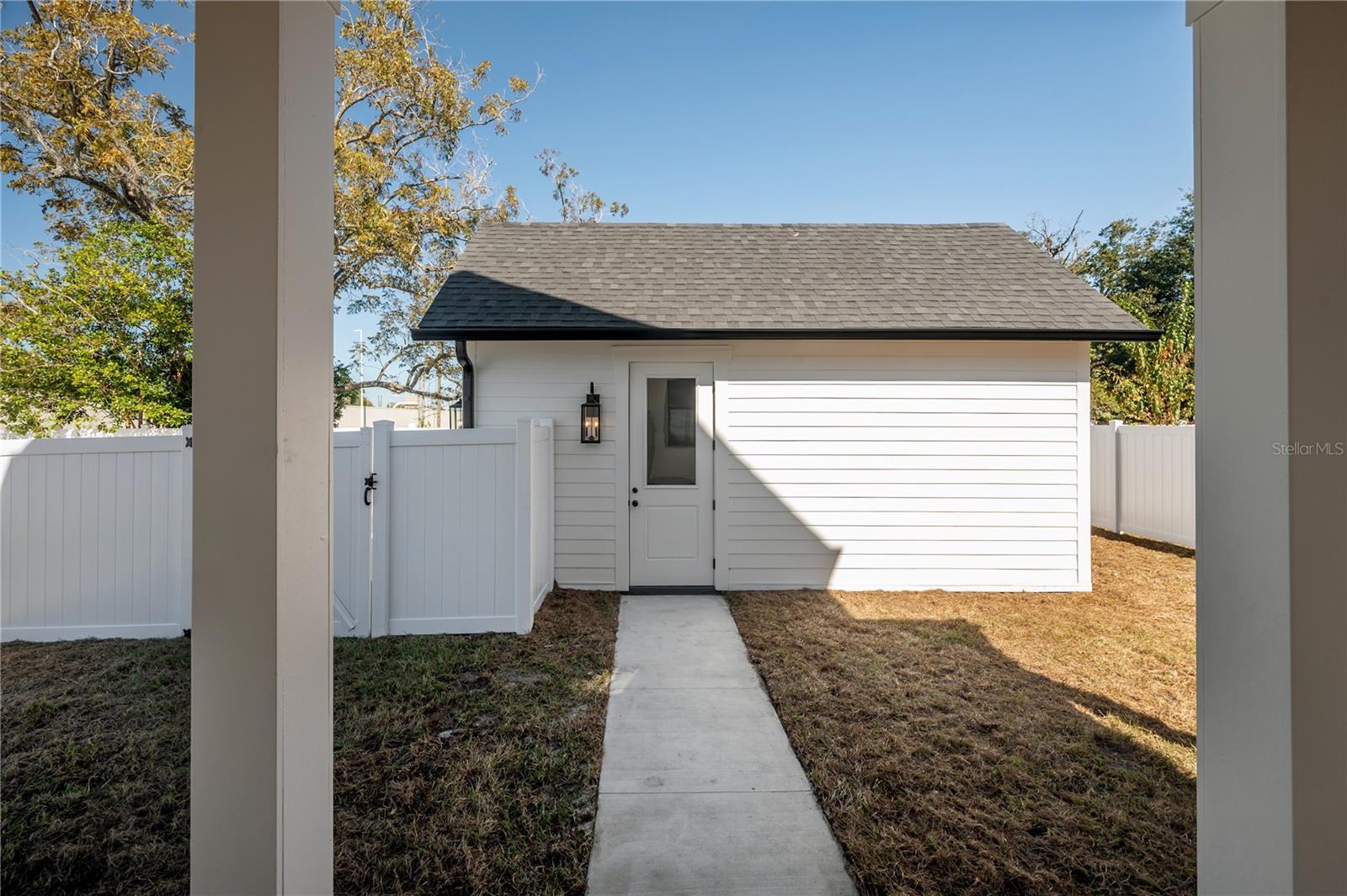 802 E WILDER AVE, TAMPA, FL — photo 41