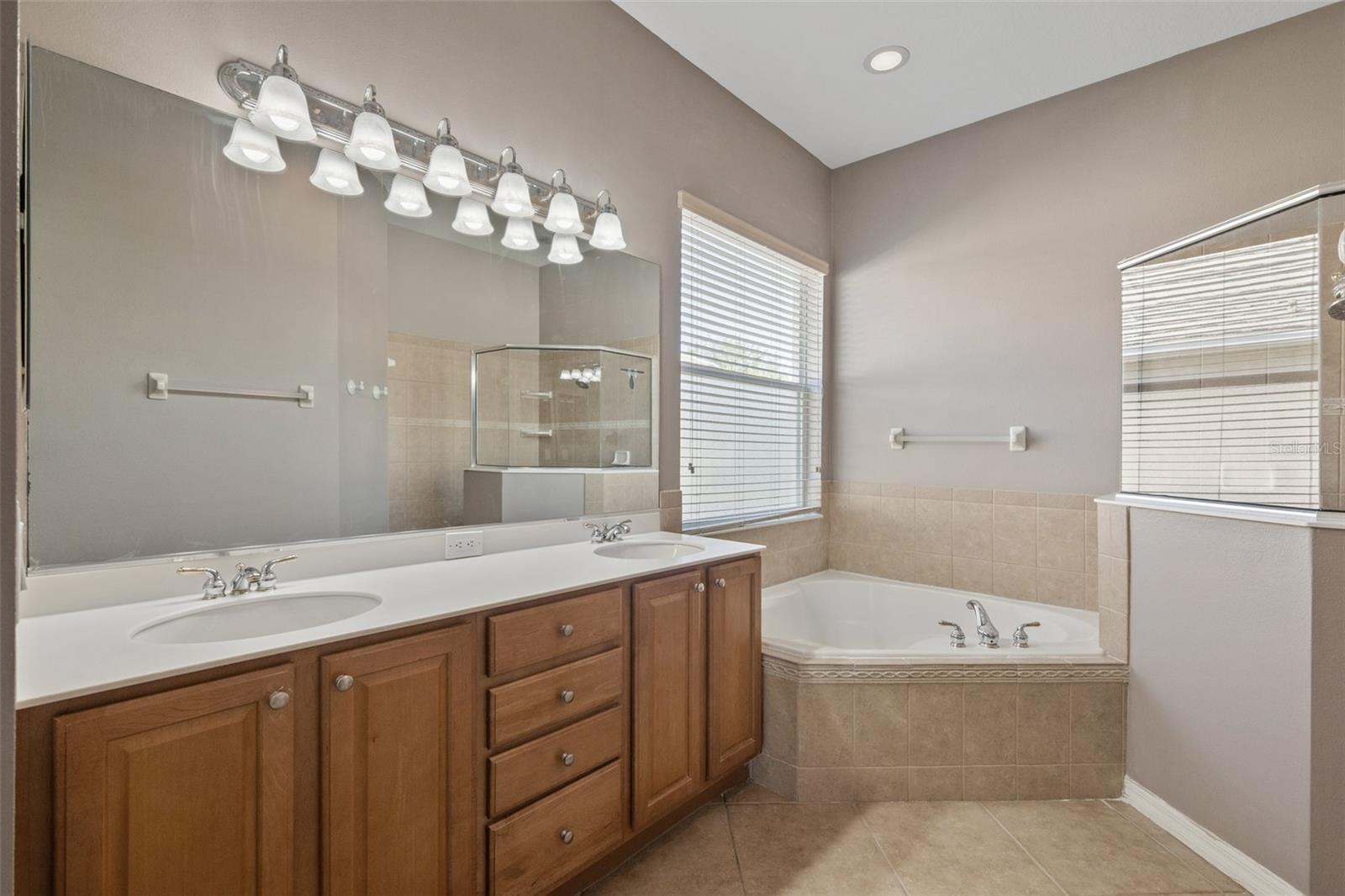 12150 MAPLE RIDGE DR, PARRISH, FL — photo 12