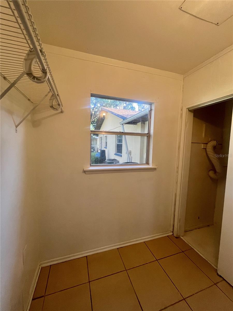 705 BAYOU AVE, TARPON SPRINGS, FL — photo 8