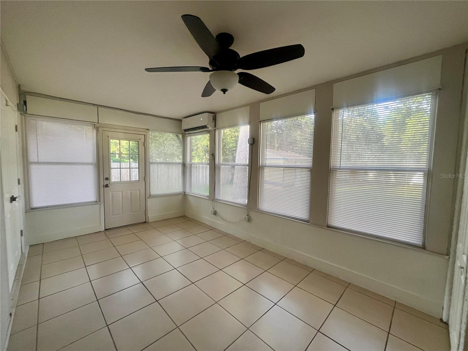 705 BAYOU AVE, TARPON SPRINGS, FL — photo 10