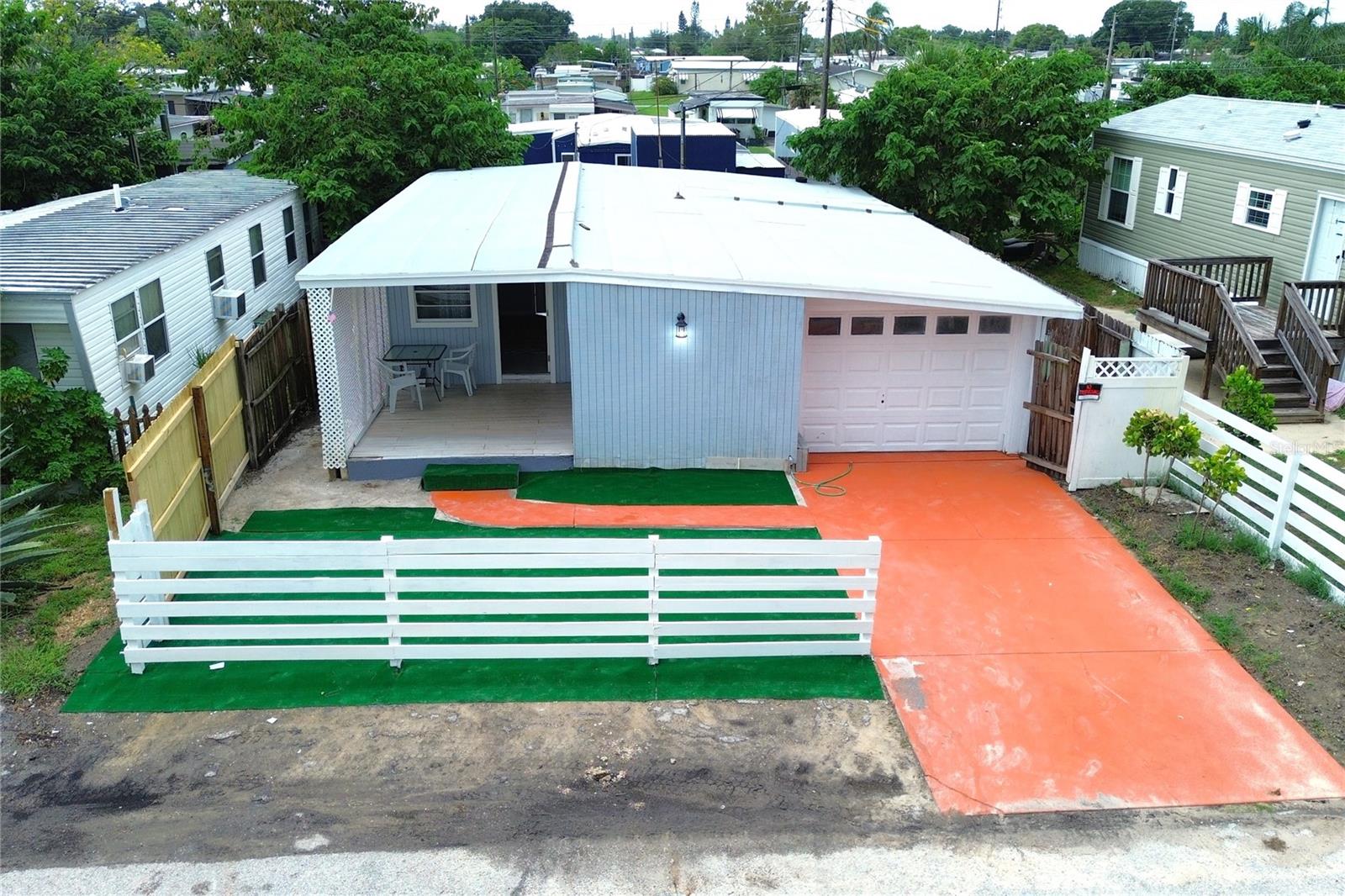 2135 ORANGE DR, HOLIDAY, FL