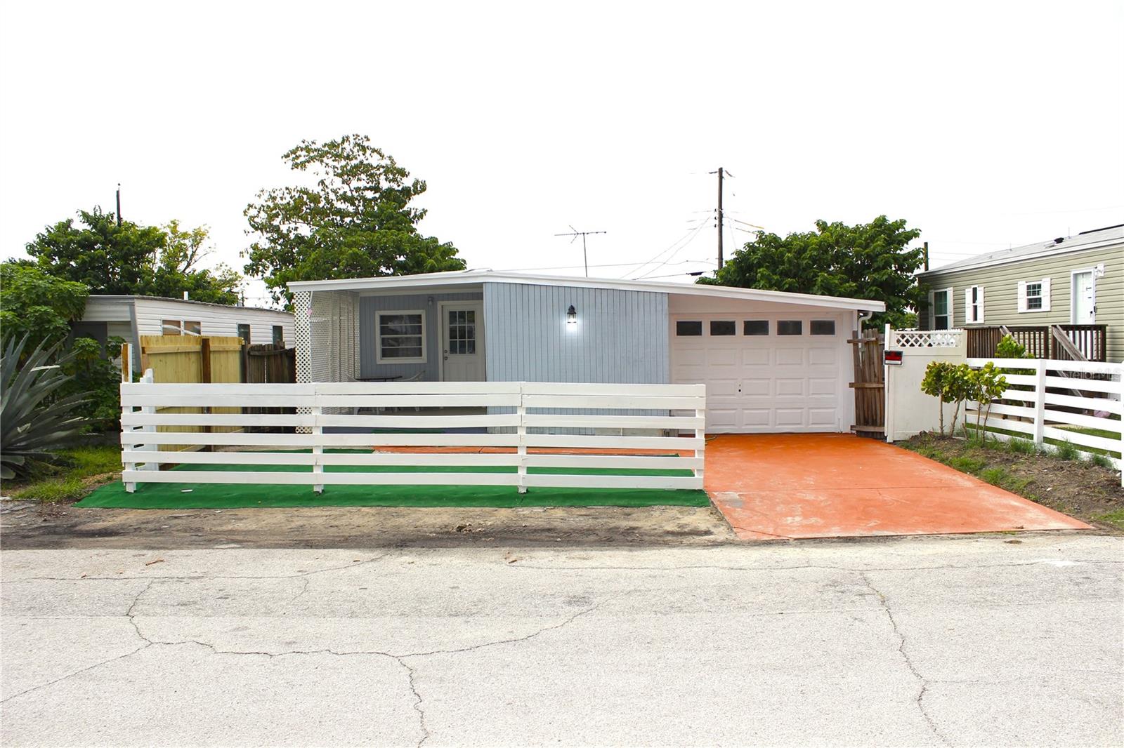 2135 ORANGE DR, HOLIDAY, FL — photo 4