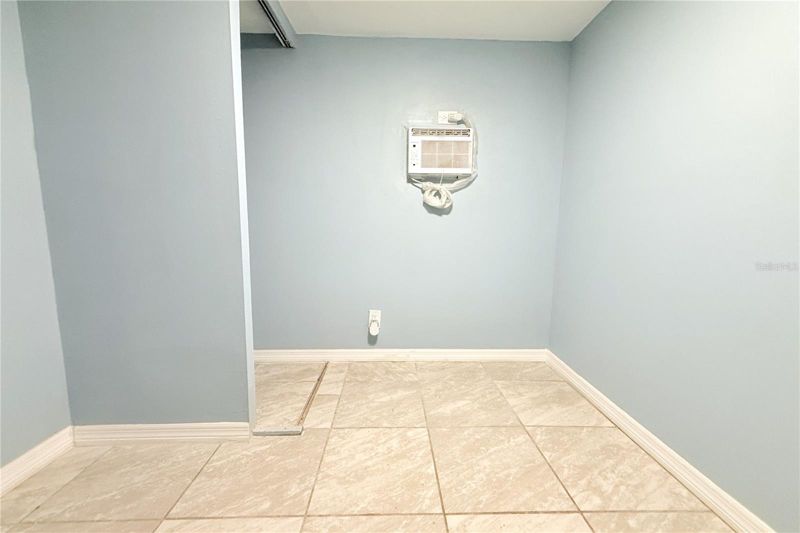 2135 ORANGE DR, HOLIDAY, FL — photo 33