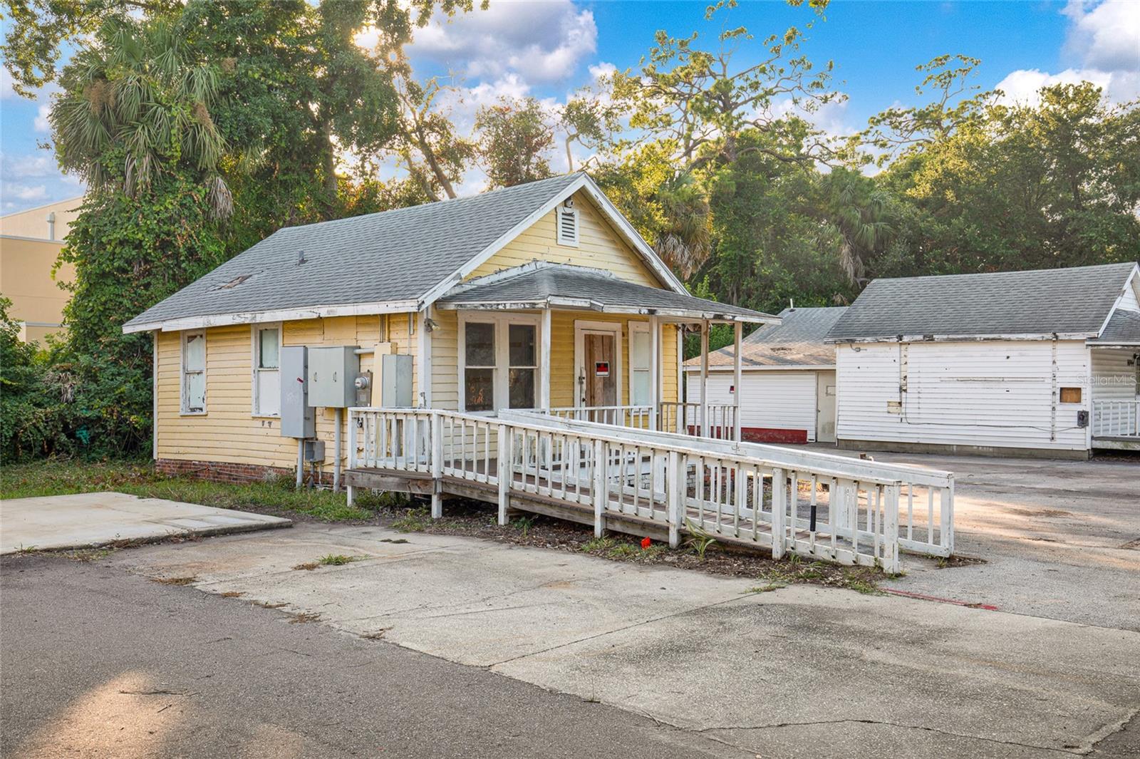 1042 N DIXIE FWY, NEW SMYRNA BEACH, FL — photo 11
