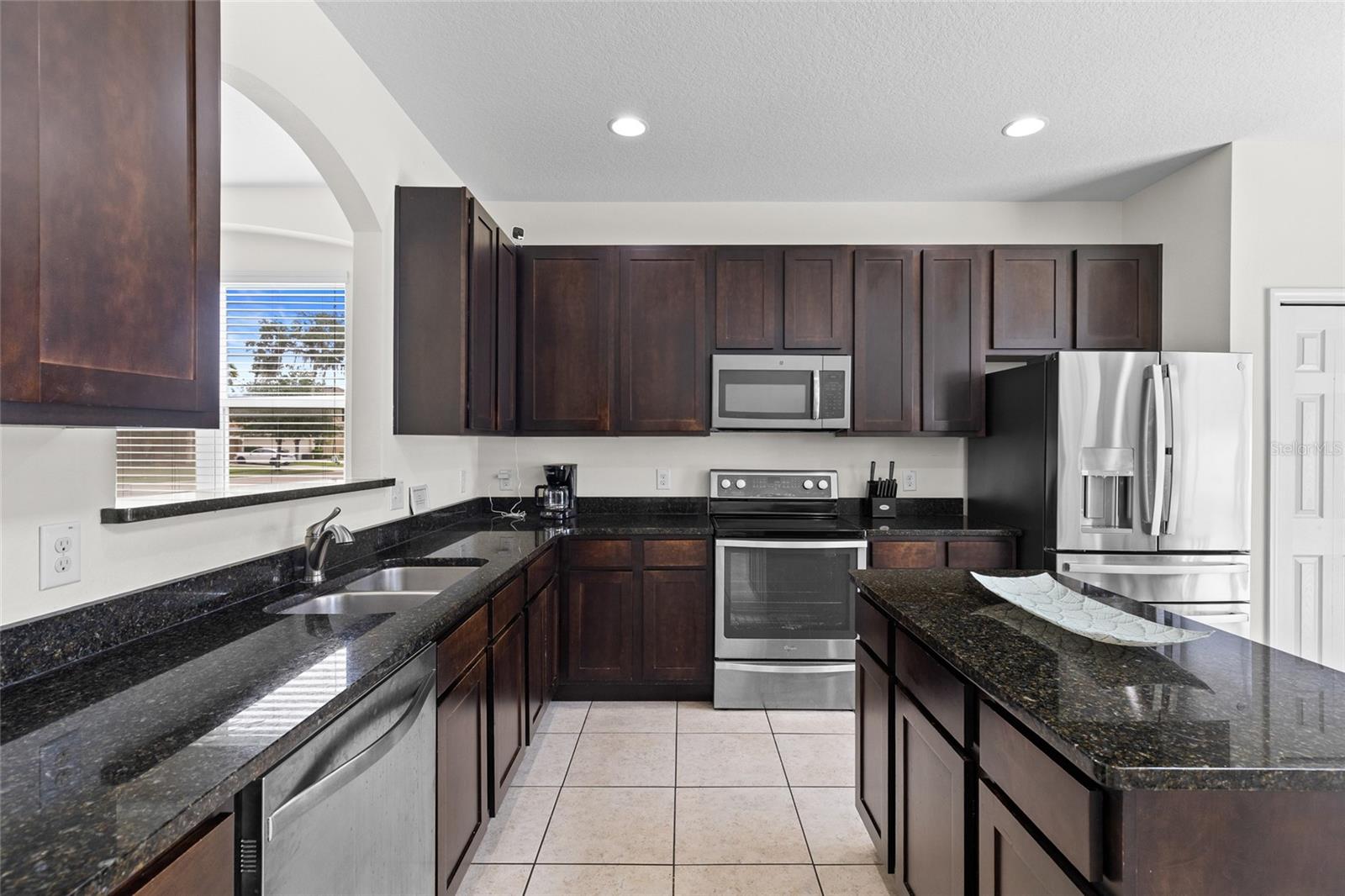 2501 DHARMA CIR, KISSIMMEE, FL — photo 9