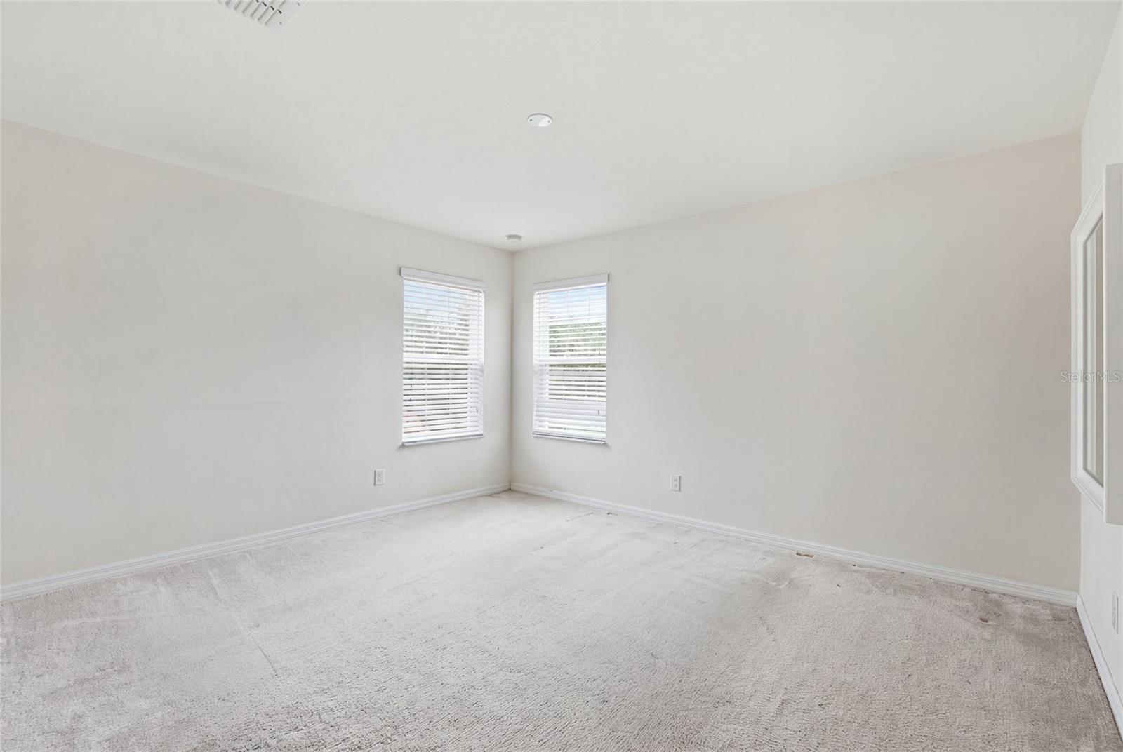 2501 DHARMA CIR, KISSIMMEE, FL — photo 25