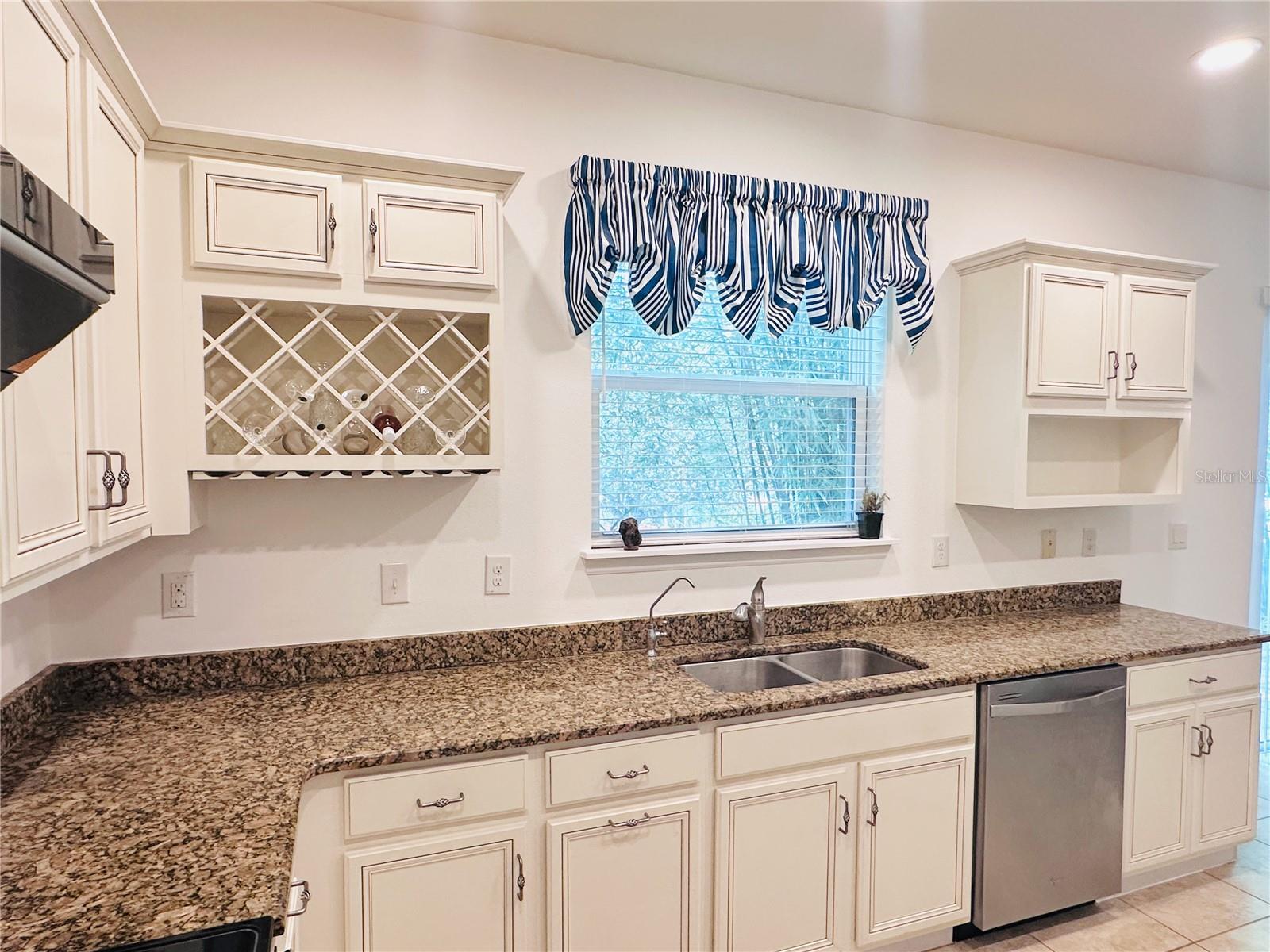 10132 GRAND OAK CIR, MADEIRA BEACH, FL — photo 18