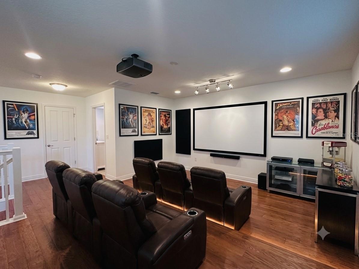 10132 GRAND OAK CIR, MADEIRA BEACH, FL — photo 26