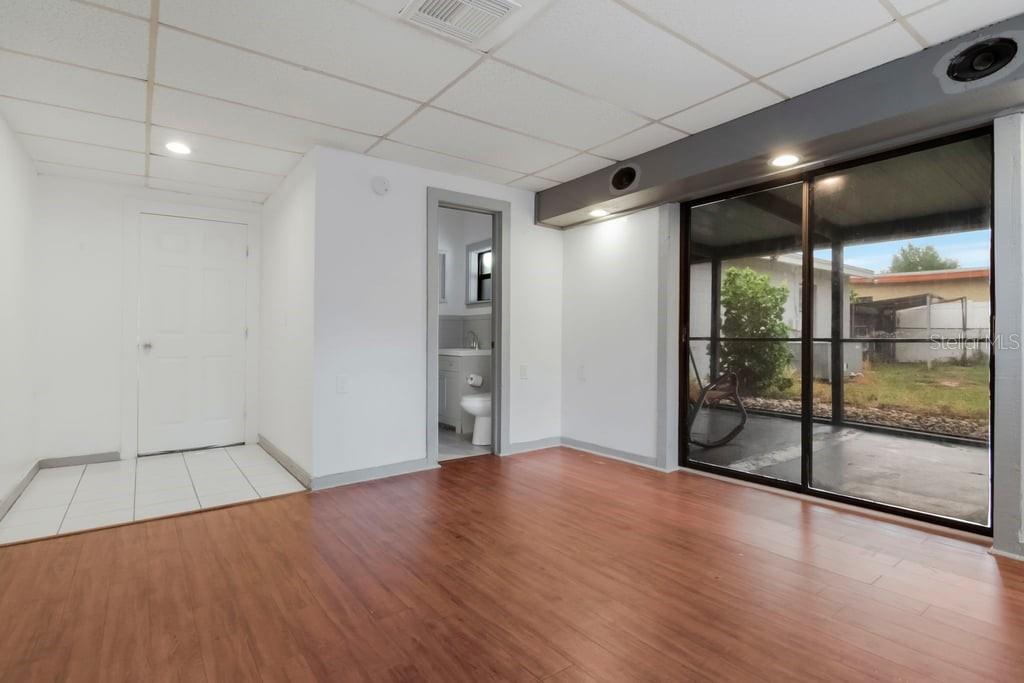8709 N RENFREW PL, TAMPA, FL — photo 18