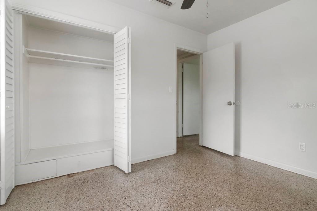 8709 N RENFREW PL, TAMPA, FL — photo 14