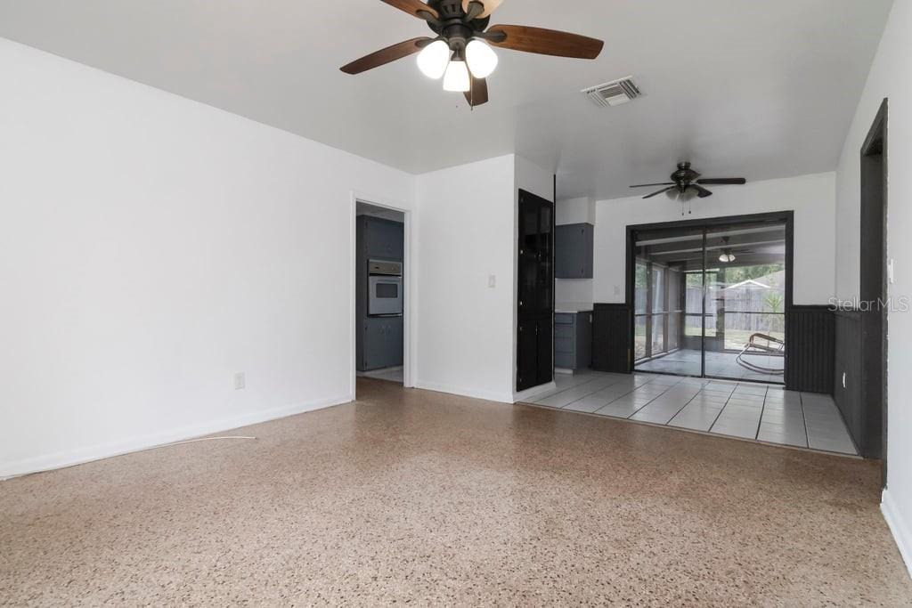 8709 N RENFREW PL, TAMPA, FL — photo 3