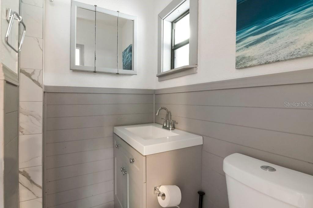 8709 N RENFREW PL, TAMPA, FL — photo 16