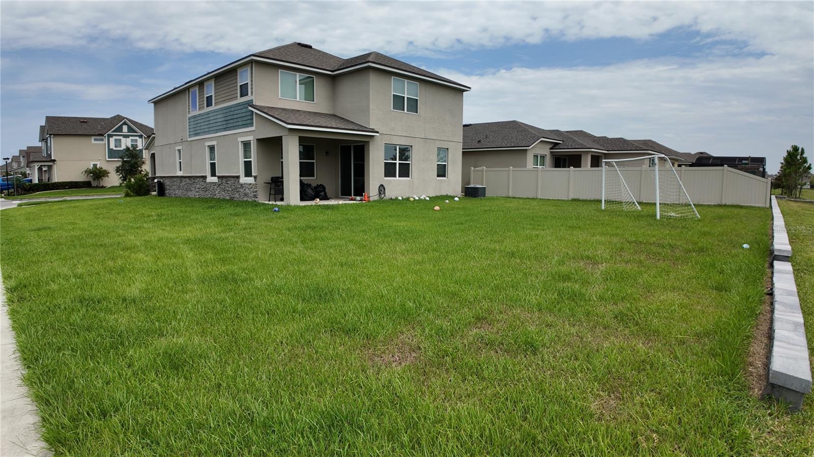 2436 BLOWING BREEZE AVE, KISSIMMEE, FL — photo 3