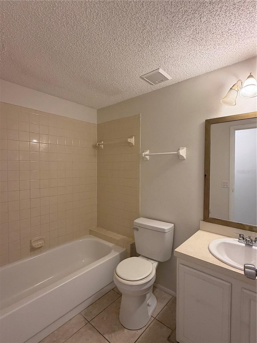 4911 SILVER OAKS VLG #F, ORLANDO, FL — photo 19