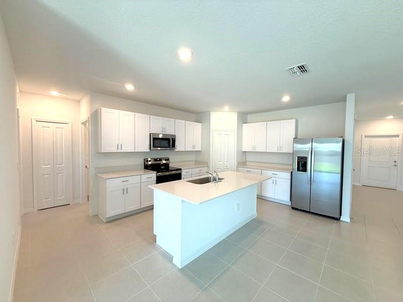 11921 NOBLE CHASE PATH, DADE CITY, FL — photo 5