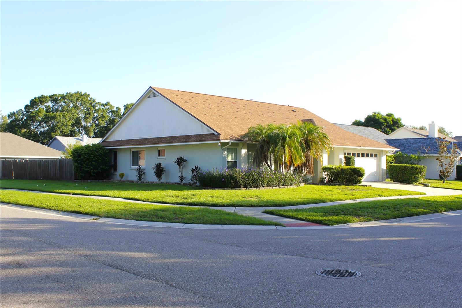 1913 FIRETHORN CT, BRANDON, FL — photo 3