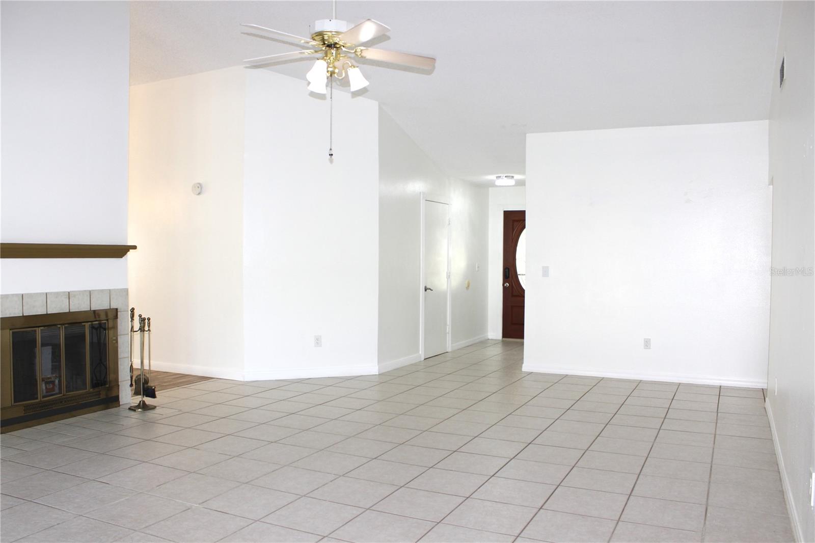 1913 FIRETHORN CT, BRANDON, FL — photo 15