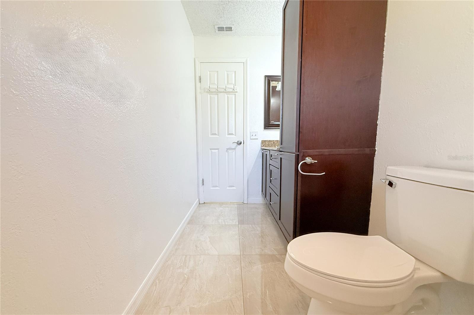 1913 FIRETHORN CT, BRANDON, FL — photo 49