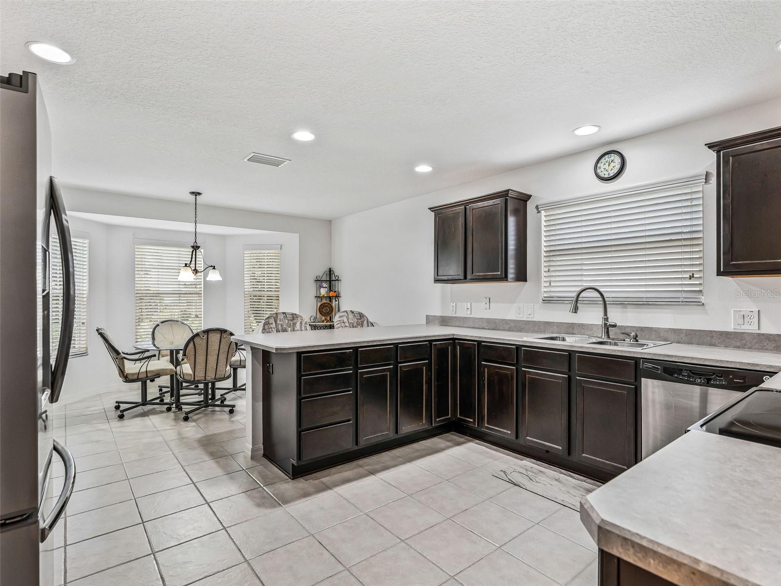 764 BAISLEY TRL, THE VILLAGES, FL — photo 3