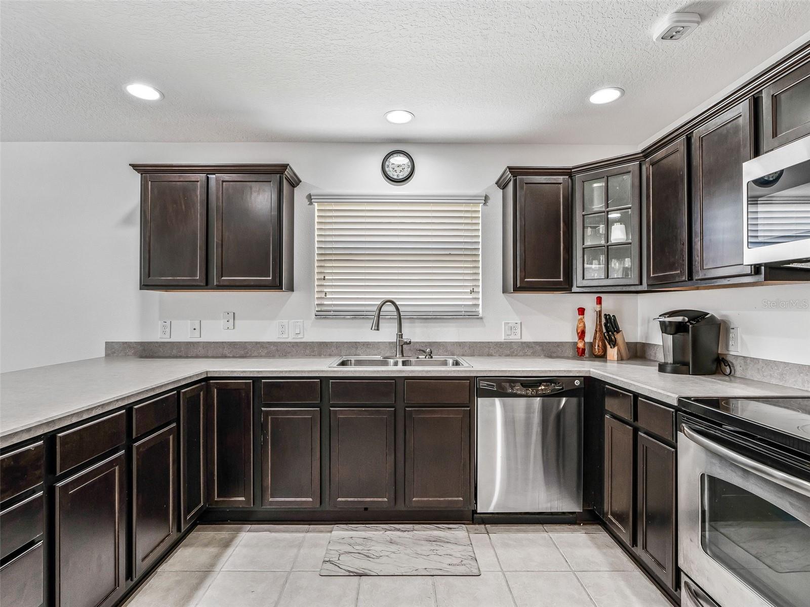 764 BAISLEY TRL, THE VILLAGES, FL — photo 4