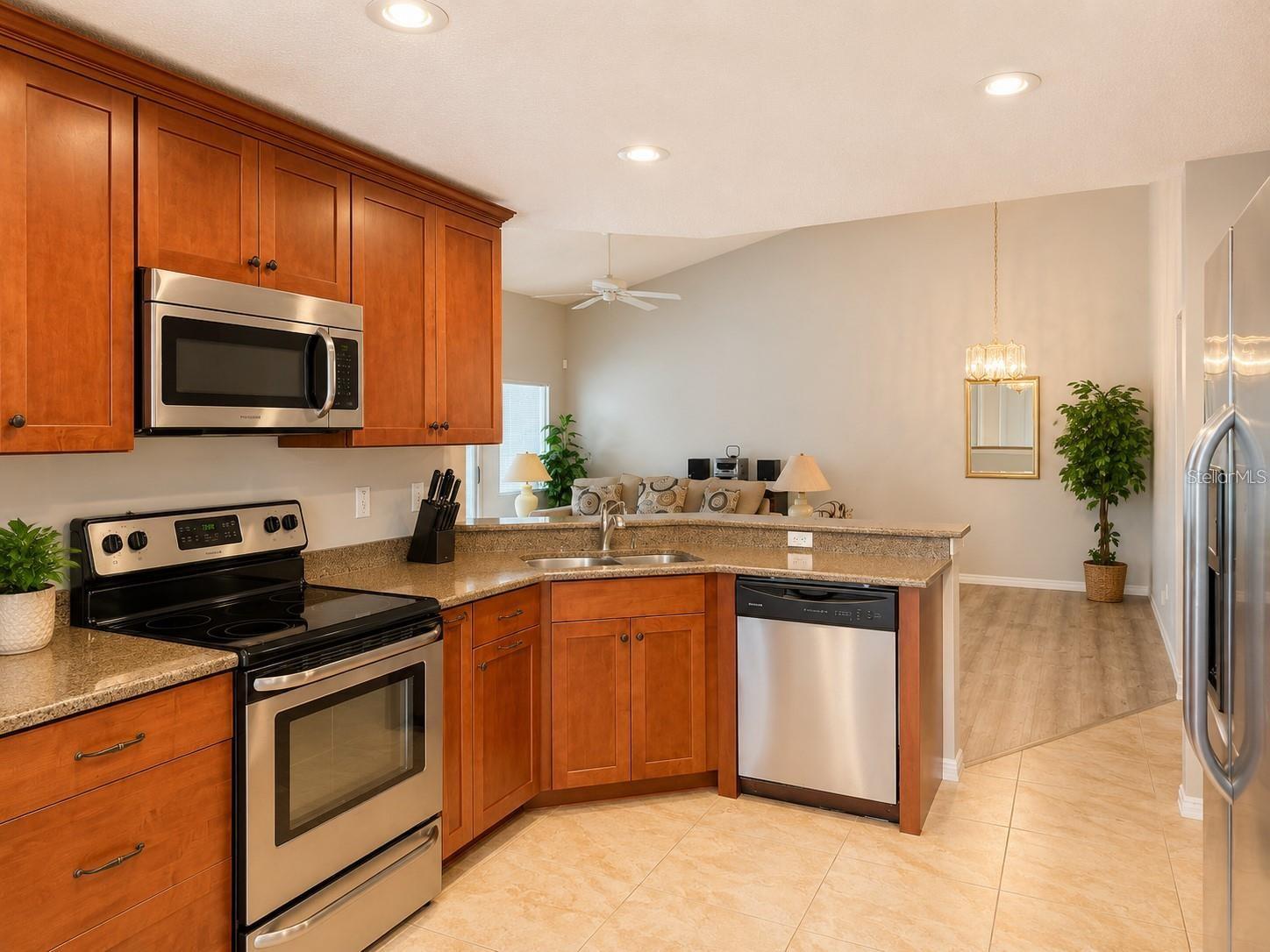 822 MCCALLISTER #822, SUN CITY CENTER, FL — photo 5
