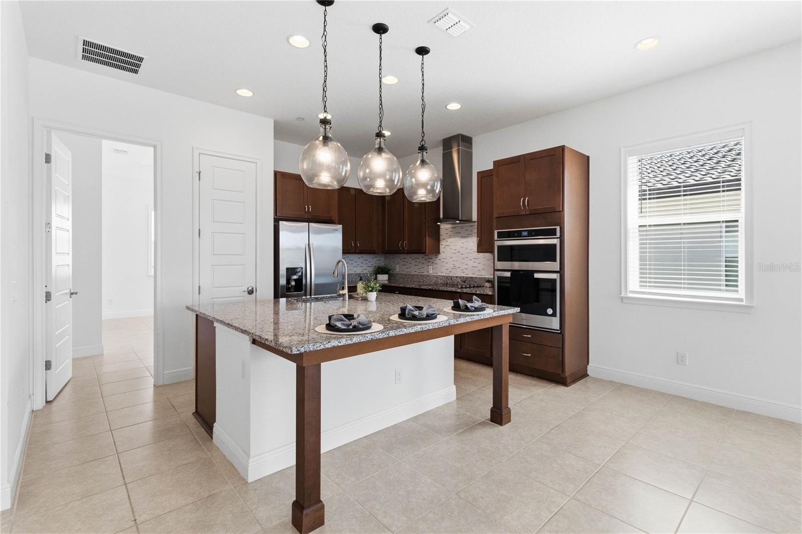 10096 SUNNIFA ALY, ORLANDO, FL — photo 11