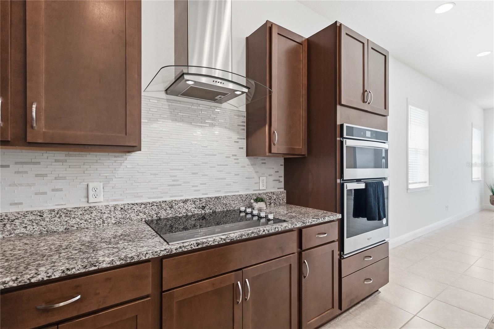 10096 SUNNIFA ALY, ORLANDO, FL — photo 15