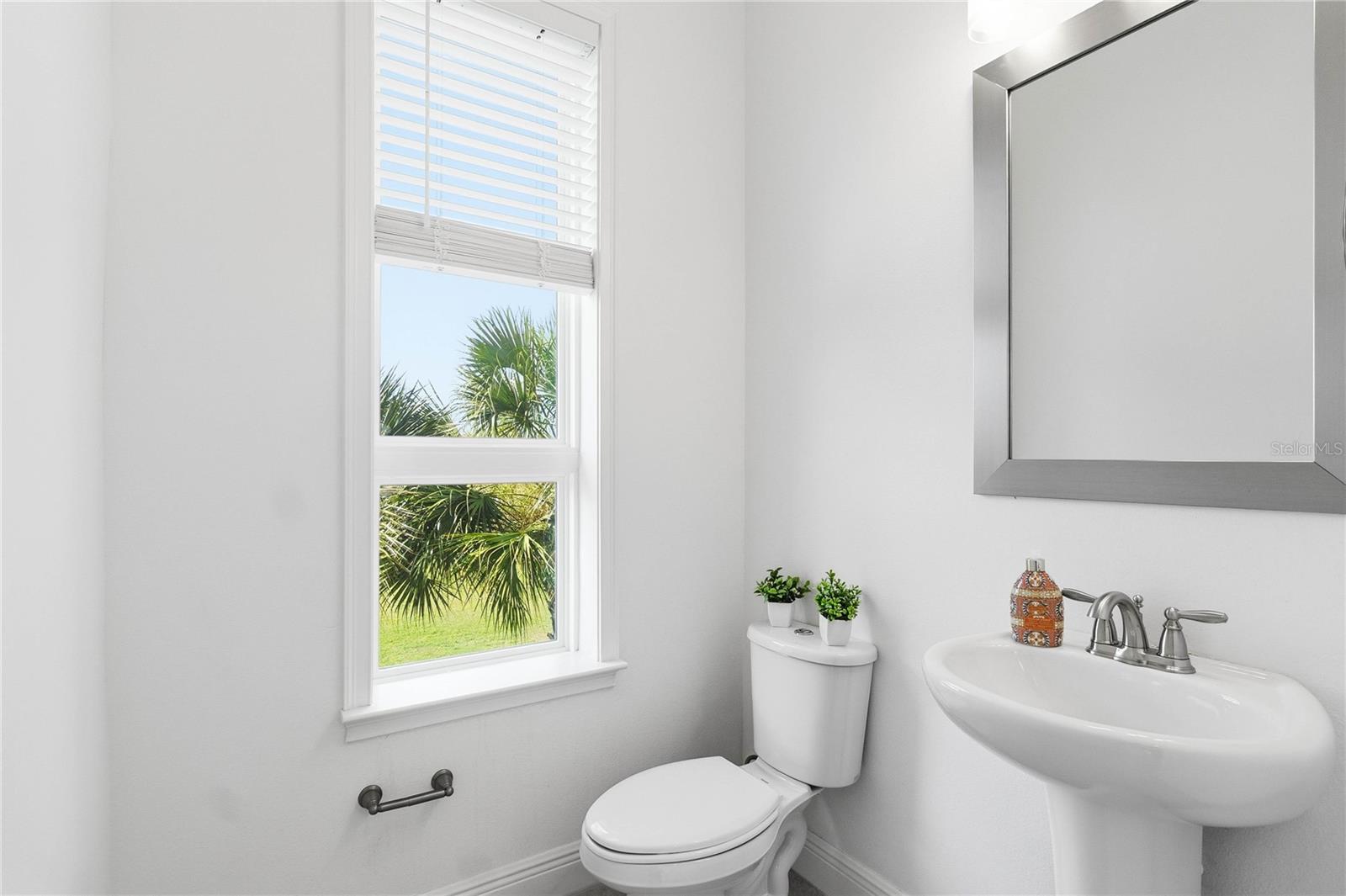 10096 SUNNIFA ALY, ORLANDO, FL — photo 18