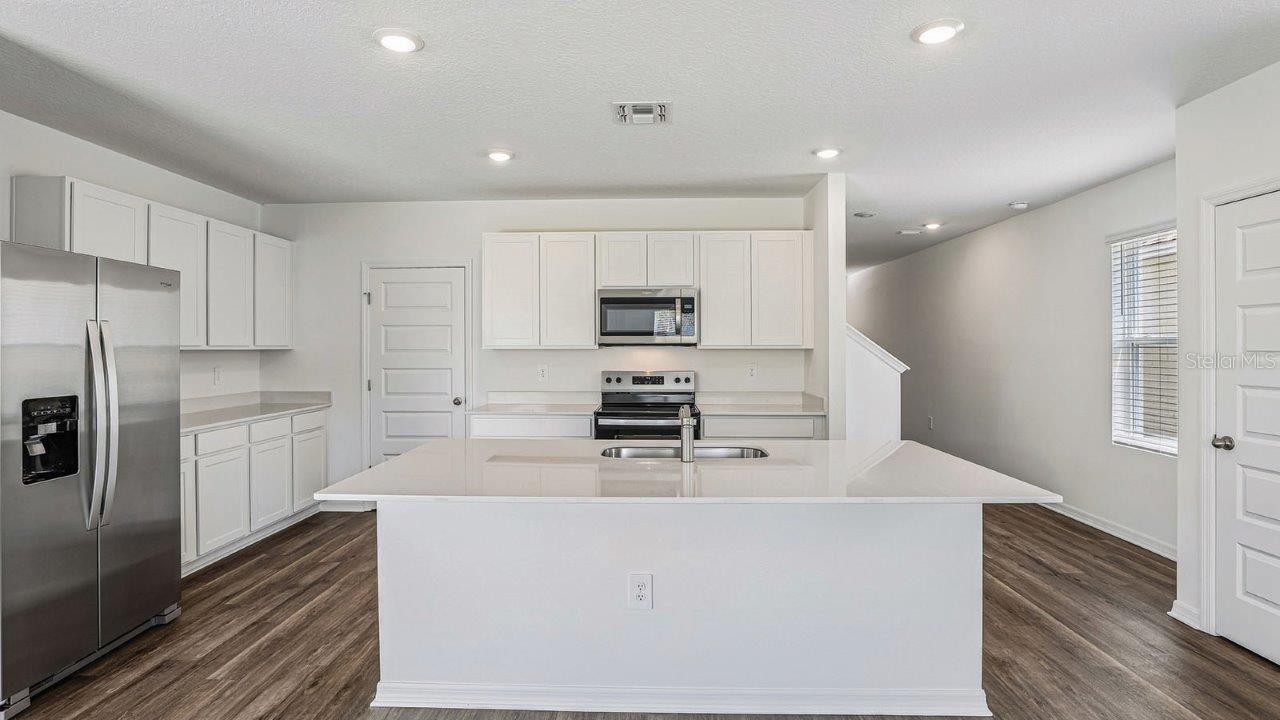 5588 TAVERNA LOOP, WINTER HAVEN, FL — photo 4