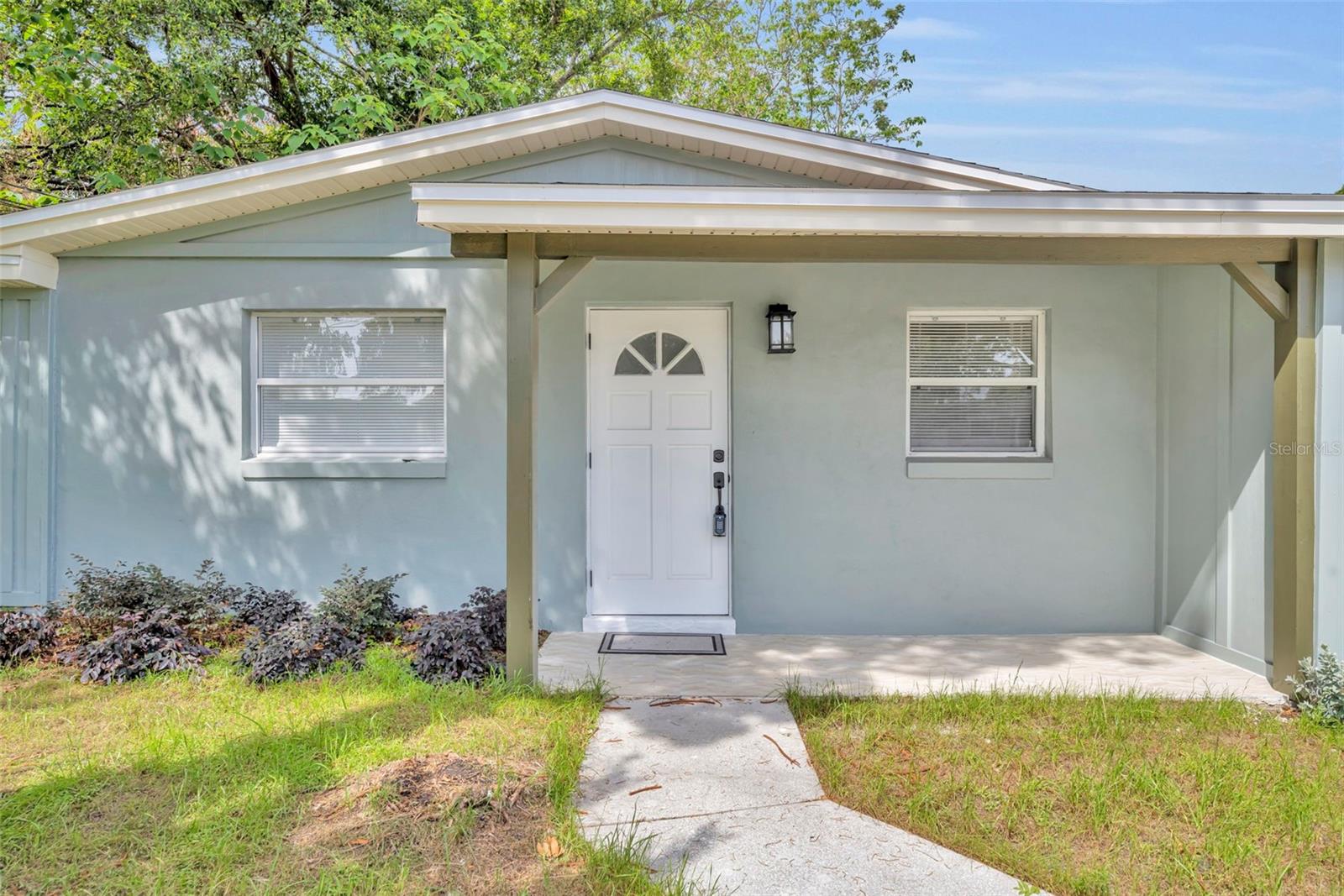 1224 HELEN ST, APOPKA, FL — photo 2