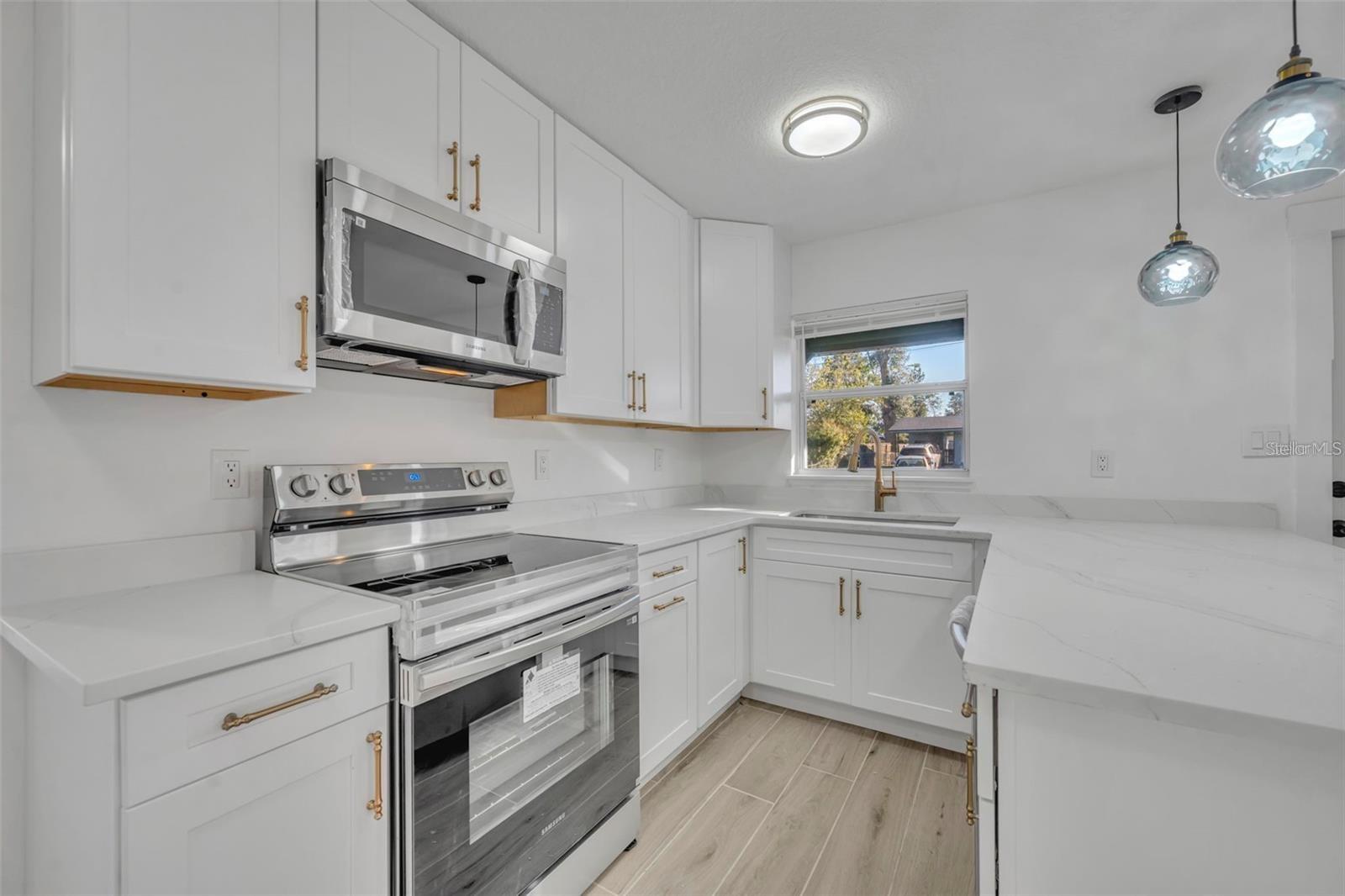 1224 HELEN ST, APOPKA, FL — photo 4