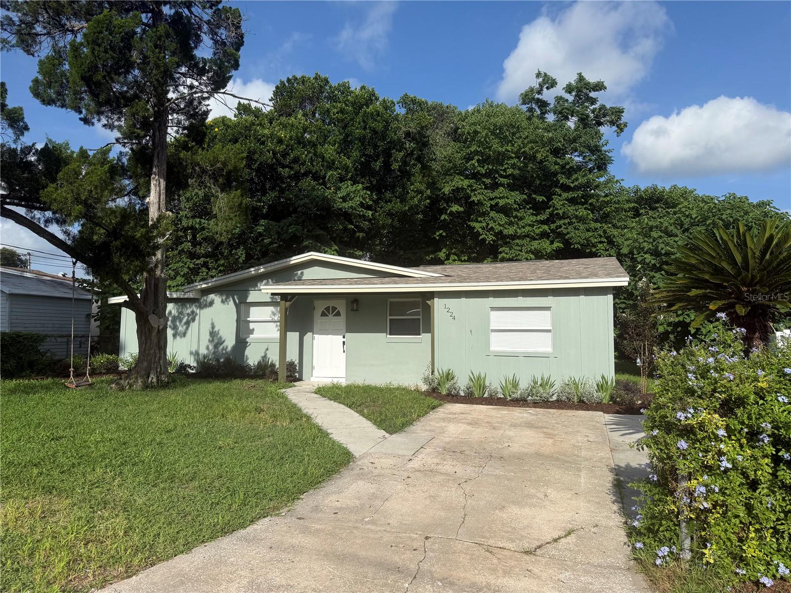 1224 HELEN ST, APOPKA, FL