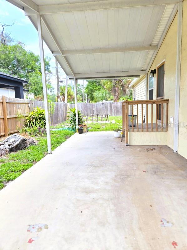 2304 KINGSTON ST S, ST PETERSBURG, FL — photo 3