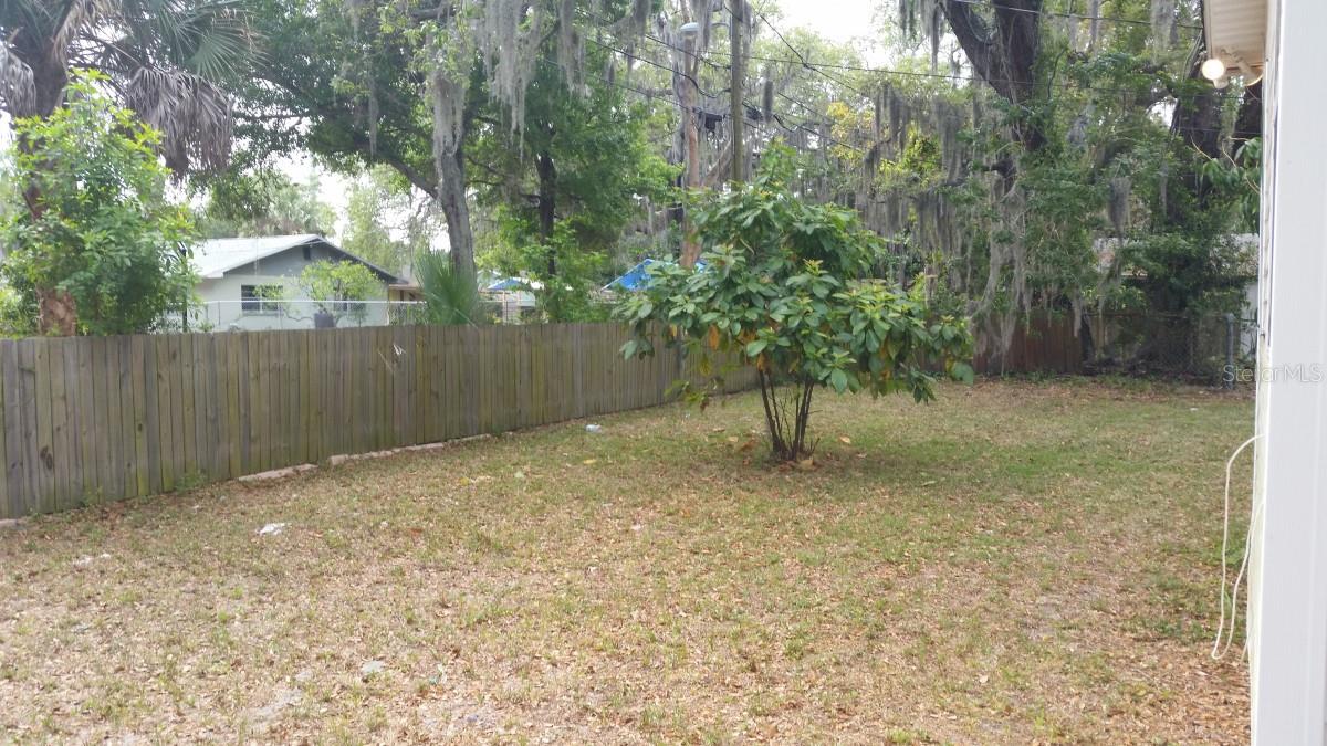 2304 KINGSTON ST S, ST PETERSBURG, FL — photo 4