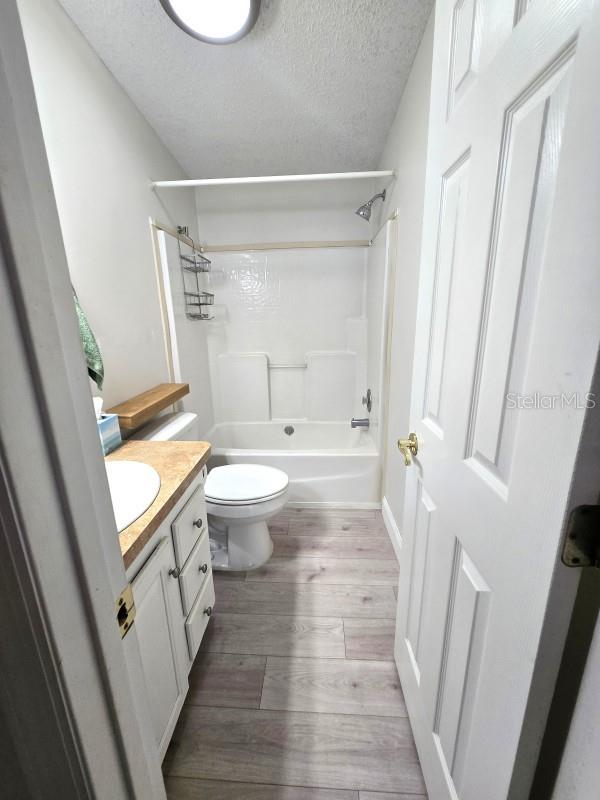 2304 KINGSTON ST S, ST PETERSBURG, FL — photo 9