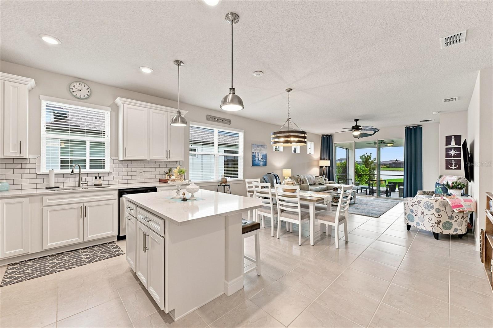 10208 COASTAL SHORES DR, PARRISH, FL — photo 16