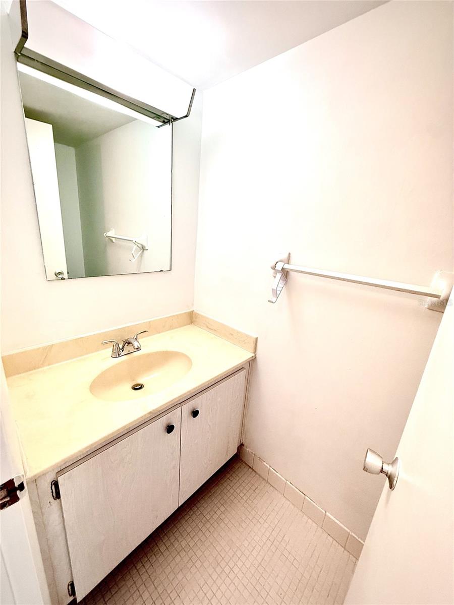 4880 LOCUST ST NE #234, ST PETERSBURG, FL — photo 17