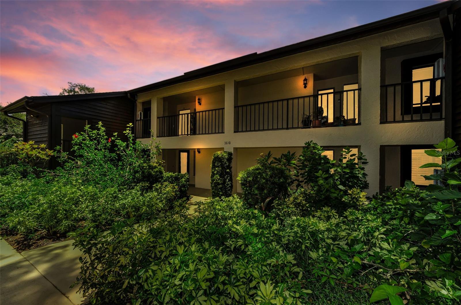 3610 MAGNOLIA RIDGE CIR #1304, PALM HARBOR, FL