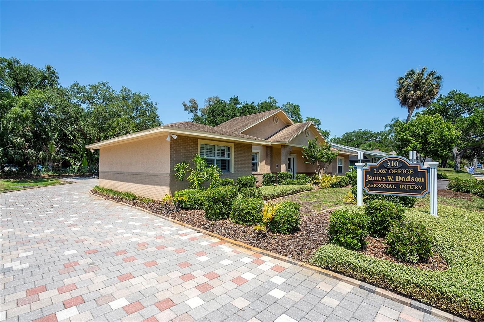 310 WILDWOOD WAY, BELLEAIR, FL — photo 14