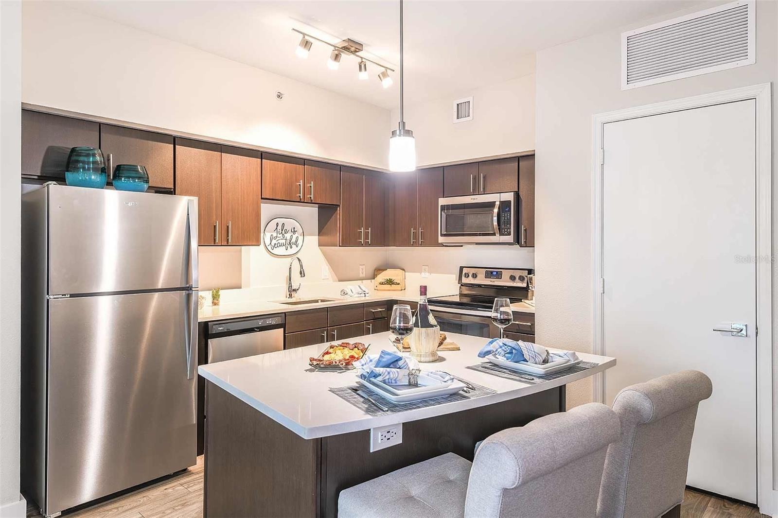 415-3 E PINE ST, ORLANDO, FL — photo 11