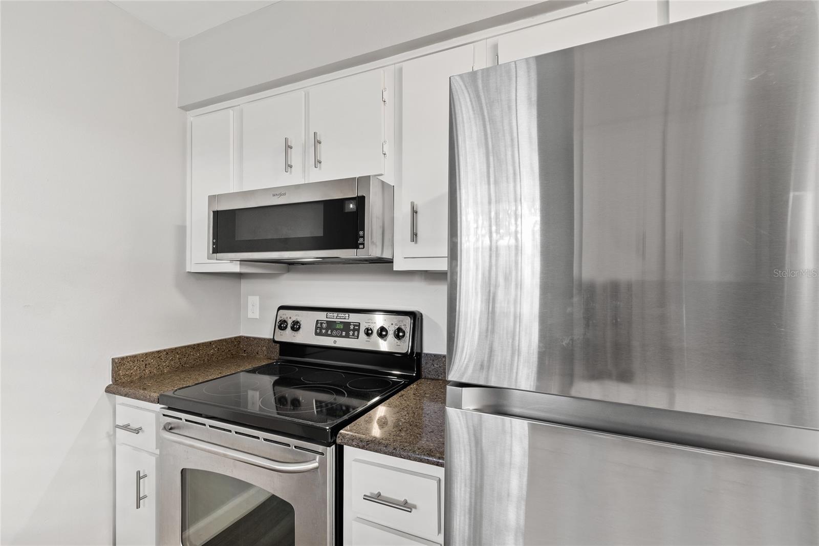 308 DORCHESTER SQ, LAKE MARY, FL — photo 3