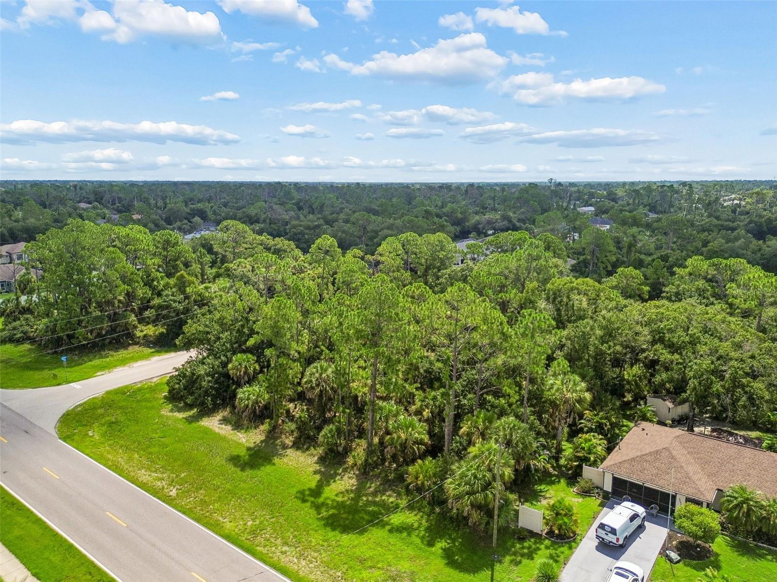 14 S CHAMBERLAIN BLVD, NORTH PORT, FL — photo 2